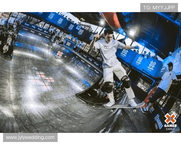 极限运动的魅力与挑战：西安极限运动队的快速进攻揭秘